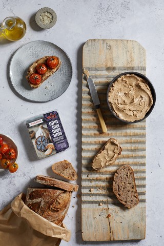 חמאת-שום-שחור