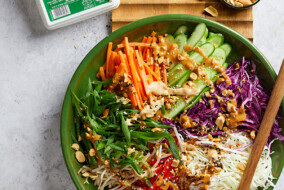 סלט-רוטב-בוטנים